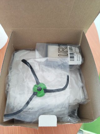 iRobot Roomba 7j+ "rumba"