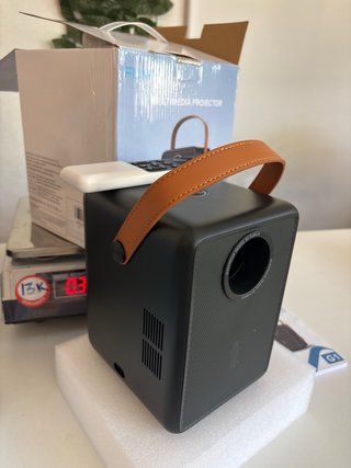 Proyector Funflix Negro y Marrón