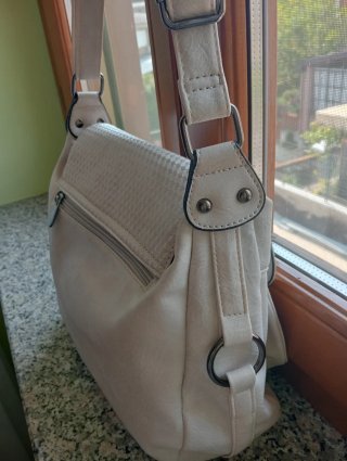 Borsa a tracolla bianca con nappine