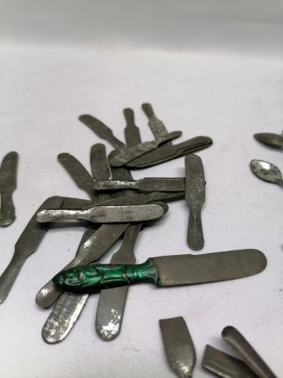 Juguetes antiguos de hojalata