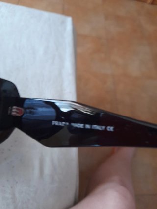 Gafas de sol Prada negras