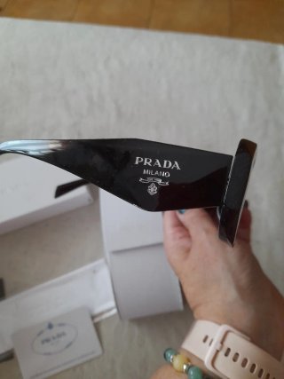 Gafas de sol Prada negras