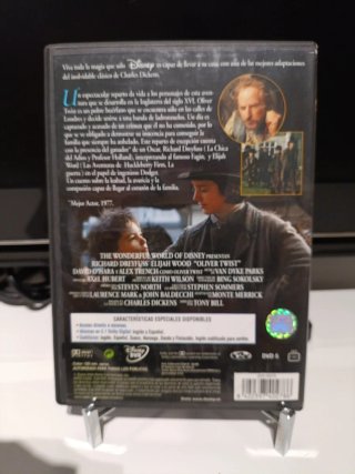 DVD Oliver Twist Disney