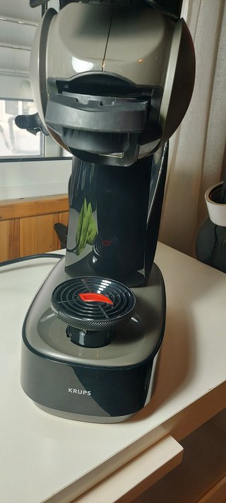 Cafetera Krups Dolce Gusto Genio S Plus