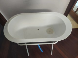 Bañera de bebé con soporte