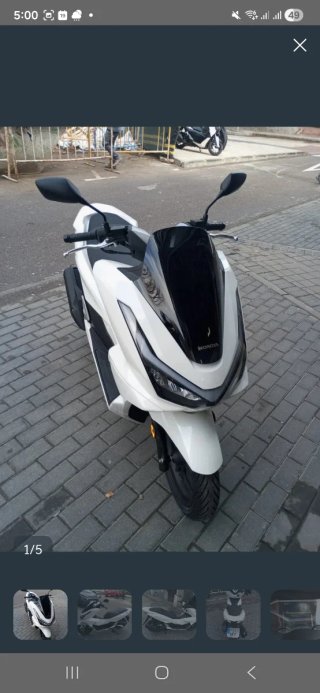 Honda PCX 125 Blanca - 4700 km