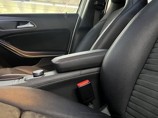 Mercedes-Benz Clase A AMG-LINE
