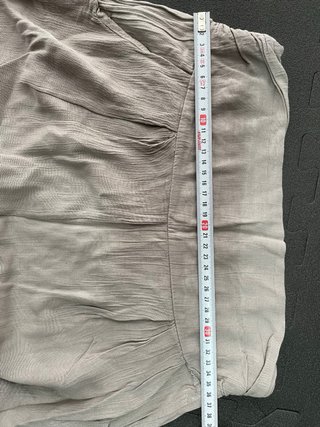 Pantalón baggy beige piedra talla M pequeña