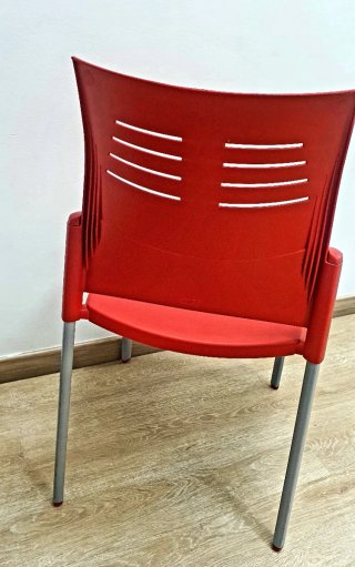 Sillas Rojas SPACIO de Plástico Resistente