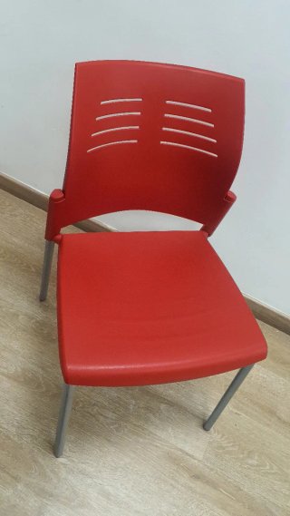 Sillas Rojas SPACIO de Plástico Resistente
