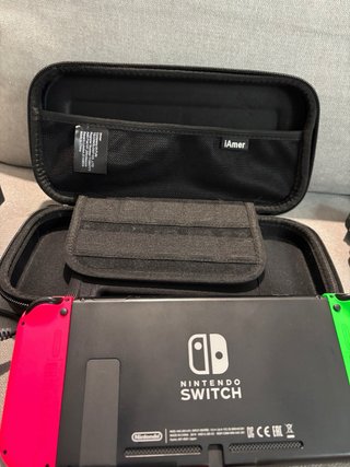 Nintendo Switch Verde y Rosa