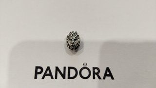 Charm Pandora Rey León Disney Plata