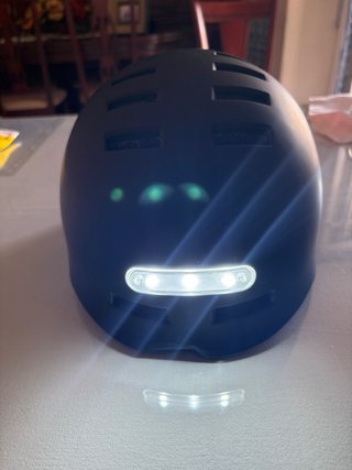 Casco Patinete Eléctrico con Luz Trasera y deldela