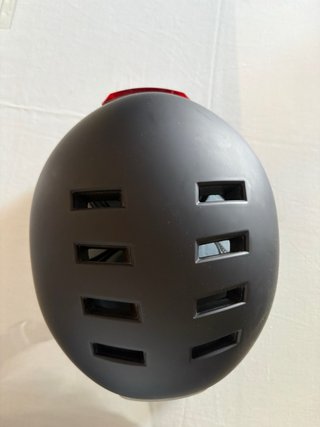 Casco Patinete Eléctrico con Luz Trasera y deldela