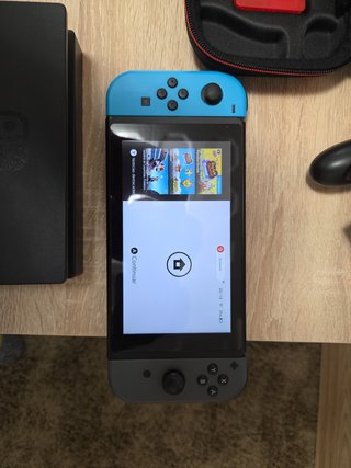 Nintendo Switch Negra y Azul