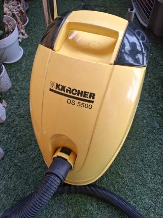 Aspiradora Karcher DS 5500 con filtrado de agua