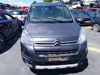 Paragolpes citroen 2903954 9816766580 berlingo