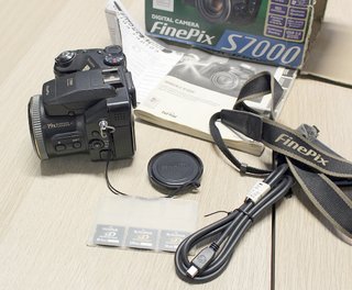 Fujifilm FinePix S7000 Fotocamera Digitale 6.3 MP