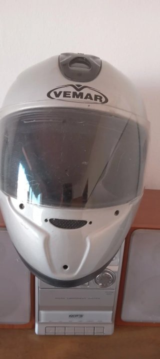 Casco Vemar Plata