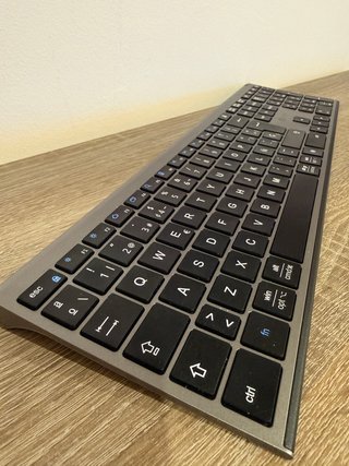 Teclado iClever Bluetooth BK23
