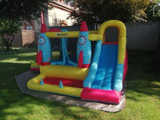 ALQUILER - Castillo hinchable Outsunny con tobogán