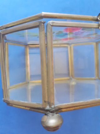 JOYERO OCTOGONAL DE CRISTAL Y LATÓN