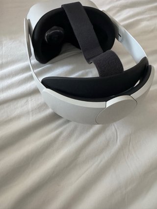 Meta Quest 2 VR