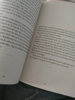 Invisible / Invisible