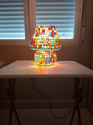 Lámpara de mesa mosaico multicolor