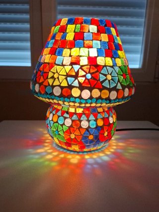Lámpara de mesa mosaico multicolor