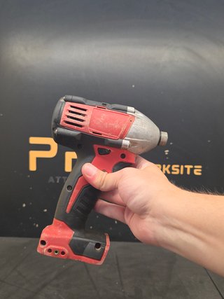 Avvitatore a impulsi Milwaukee M18