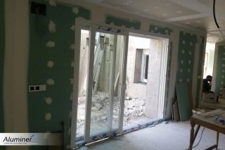 Servicio profesional de montaje de ventanas