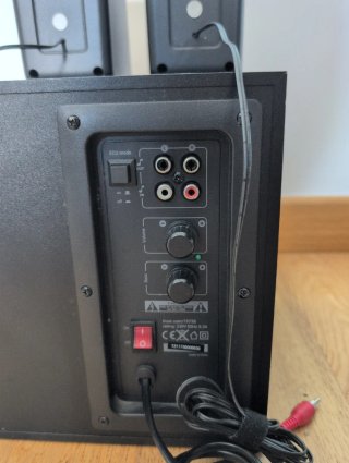 Altavoces 2.1 Trust Atlas