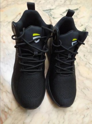 Scarpe nuove sportive unisex per lavoro