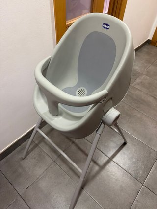 Bañera bebé 0-36 meses con soporte marca chicco