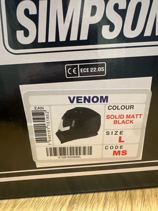 Casco Simpson Venom Negro