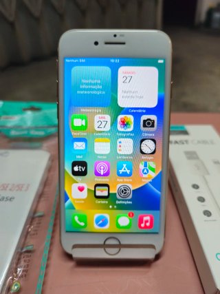 iPhone 8 Dourado/Prateado