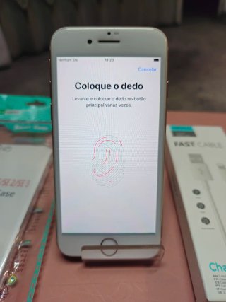 iPhone 8 Dourado/Prateado