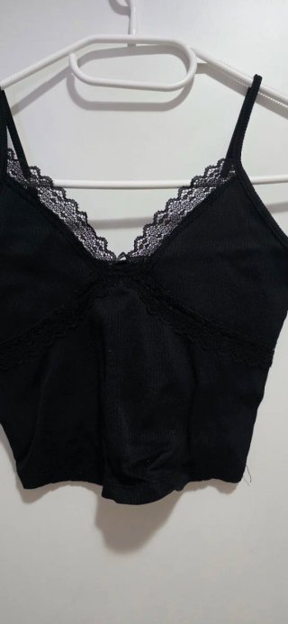 Crop Top Bershka Negro Tirantes Encaje Talla S