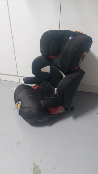 Silla de coche Chicco negra