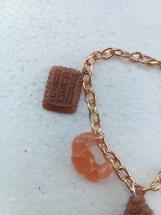 Bracciale charm dolci e croissant