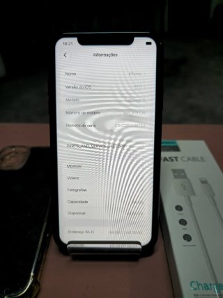 iPhone 11 Preto/Prata