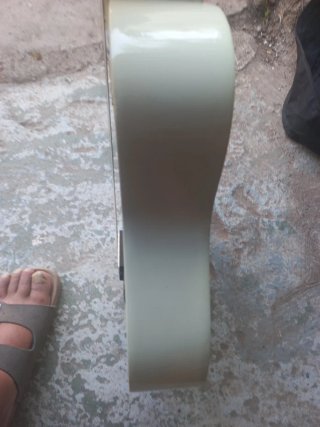 Guitarra BONTEMPI blanca con pegatinas