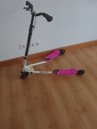 Patinete infantil rosa
