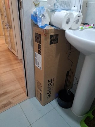 Mueble de baño gris y blanco
