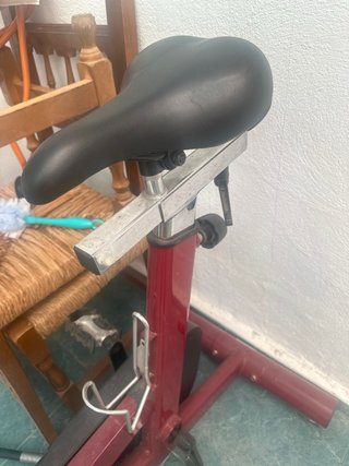 Bicicleta Estática Roja
