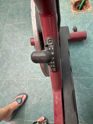 Bicicleta Estática Roja