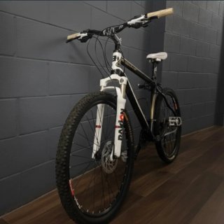 Bicicleta Montaña BH Zenith 26