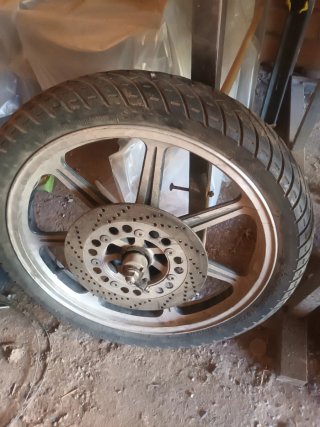 Rueda Kawasaki Vulcan 500