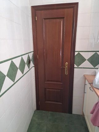 Puerta interior madera